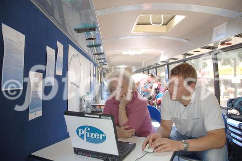 Pfizer Memory bus Tour 2007