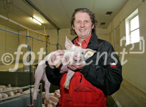 (C) Fotodienst/Anna Rauchenberger - Wien 11.09.2007 - GENUSS REGION ÖSTERREICH: Genuss Profi Tullnerfelder Schwein. FOTO: Norbert Payr, Chef und Koch im 