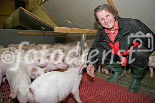 (C) Fotodienst/Anna Rauchenberger - Wien 11.09.2007 - GENUSS REGION ÖSTERREICH: Genuss Profi Tullnerfelder Schwein. FOTO: Norbert Payr, Chef und Koch im 