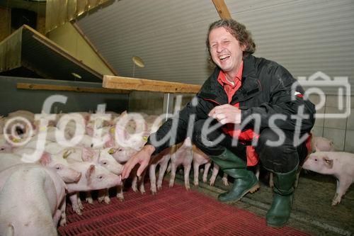 (C) Fotodienst/Anna Rauchenberger - Wien 11.09.2007 - GENUSS REGION ÖSTERREICH: Genuss Profi Tullnerfelder Schwein. FOTO: Norbert Payr, Chef und Koch im 