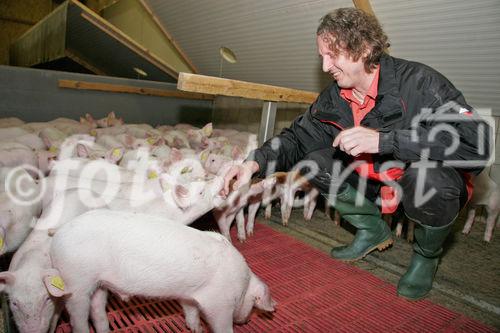 (C) Fotodienst/Anna Rauchenberger - Wien 11.09.2007 - GENUSS REGION ÖSTERREICH: Genuss Profi Tullnerfelder Schwein. FOTO: Norbert Payr, Chef und Koch im 