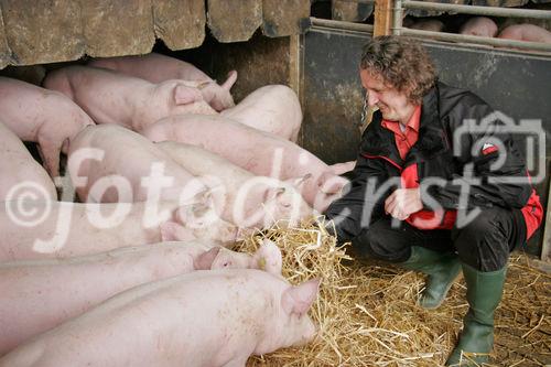 (C) Fotodienst/Anna Rauchenberger - Wien 11.09.2007 - GENUSS REGION ÖSTERREICH: Genuss Profi Tullnerfelder Schwein. FOTO: Norbert Payr, Chef und Koch im 