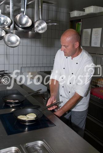 Gänseleber-Eierschwammerl Lasagne. Koch: Zoran Listek, lokaler Lieferant Siegfried Marth