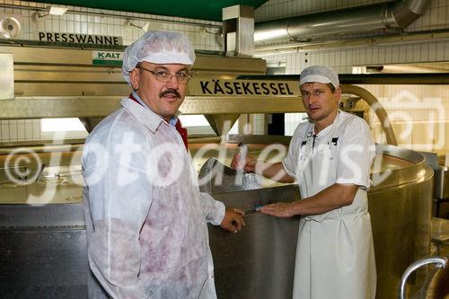 Gastagwirt Fritz Maislinger und Käsehof-Käsemeister Josef Moser
© fotodienst.at/Chris Hofer