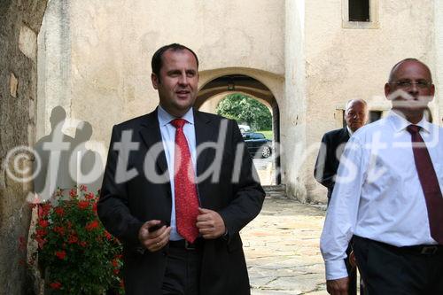 BM Josef Pröll auf Schloss Ottenstein