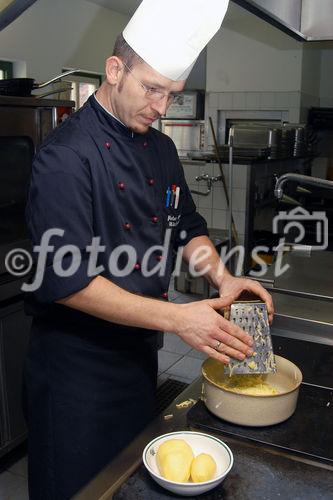 (C)fotodienst/Mag. Daniel Katzinger - Litschau 12.10.2006,Peter Neumaier, Küchenchef imHoteldorf Königsleitn in Litschau, 