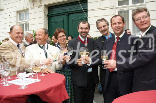 (c) fotodienst/Dan Carabas - Baden 03.09.06 - Festveranstaltung GENUSS REGIONEN ÖSTERREICH - FOTO: Festveranstaltung