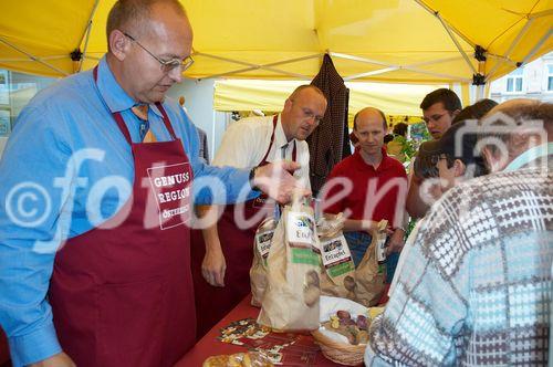 (c) fotodienst/Dan Carabas - Baden 03.09.06 - Festveranstaltung GENUSS REGIONEN ÖSTERREICH - FOTO: Festveranstaltung