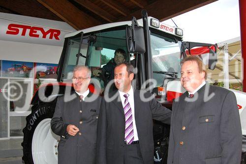 Landwirtschaftsminister Josef Pröll bedankt sich bei der 