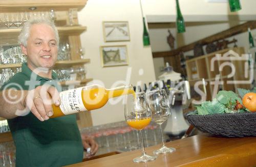 Karl Schwaighofer und seine
Familie sind Obstbauern in der Wachau.                                   