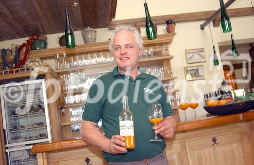 Karl Schwaighofer und seine
Familie sind Obstbauern in der Wachau.                                   