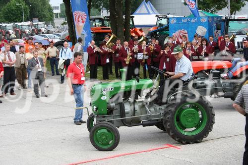 St. Valentin, CNH Österreich GmbH - 2006-06-21- Steyr-Hausmesse:  - Foto: www.iManufaktur.at