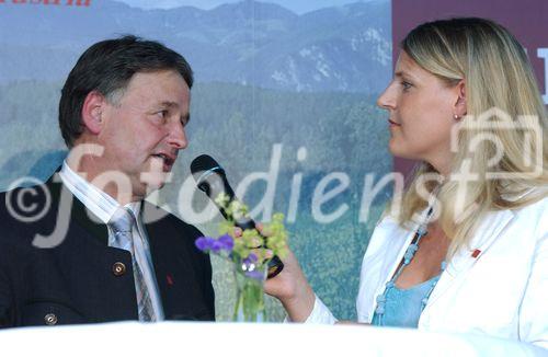 ÖR Alois Pabst, Aufsichtsratsvorsitzender-Stellvertreter der Raiffeisen Ware Austria im Gespräch mit Birgit Perl