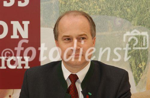 Steirische Verführung 2006 - gutbesuchte Veranstaltung mit Landwirtschaftsminister Josef Pröll in Graz, im Bild steirischer Landesrat Johann Seitinger