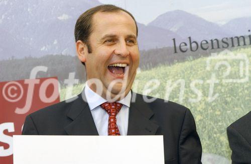 Steirische Verführung 2006 - gutbesuchte Veranstaltung mit Landwirtschaftsminister Josef Pröll in Graz,