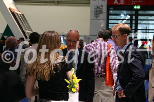 Messestand der Systaic AG auf der Intersolar 2008. (C)Fotodienst/Thomas Stolz