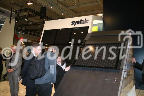 Messestand der Systaic AG auf der DEUBAU in Essen, links im Bild Unternehmensgründer Michael Viktor Kamp