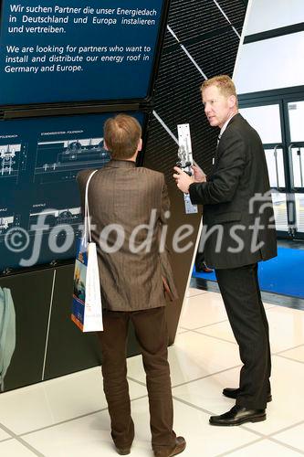 (c) Fotodienst/Kai Bornhak - München, den 27.05.2009 - 
Weltmarktführer SYSTAIC zeigt erstmals die konkrete Einbindung des Solardachs für PKW sowie die nächste Generation des vielfach preisgekrönten SYSTAIC Energiedachs.

