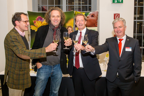 Rund 350 Gewerbekunden bei der QUESTER-Fliesenschau.