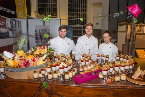 Rund 350 Gewerbekunden bei der QUESTER-Fliesenschau.