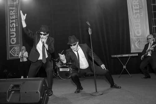 Rund 350 Gewerbekunden bei der QUESTER-Fliesenschau.