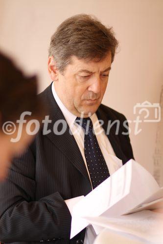 ©Fotodienst/ Sarah- Maria Kölbl; Veröffentlichung des Geschäftsberichtes 2009; Foto:  Mitglied des Vorstandes Heribert Smol?è