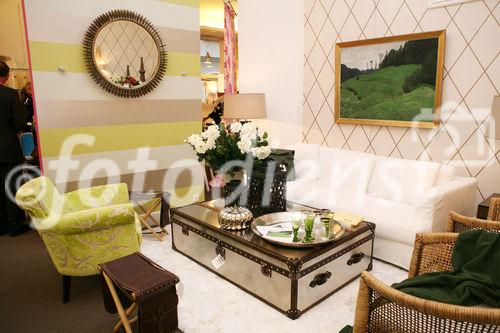 (C) fotodienst/Anna Rauchenberger - Wien, 29.04.2009 -  Eröffnung 'Von St. Barth bis St. Gilgen!' Die Ausstellung von Evamaria Thonet bei Steinwender zeigt neue Stylingkonzepte für Wohlfühloasen im Garten und auf der Terrasse und Accessoires für den sommerlichen Lifestyle.  