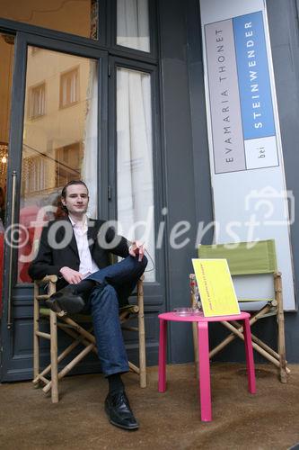 (C) fotodienst/Anna Rauchenberger - Wien, 29.04.2009 -  Eröffnung 'Von St. Barth bis St. Gilgen!' Die Ausstellung von Evamaria Thonet bei Steinwender zeigt neue Stylingkonzepte für Wohlfühloasen im Garten und auf der Terrasse und Accessoires für den sommerlichen Lifestyle.  