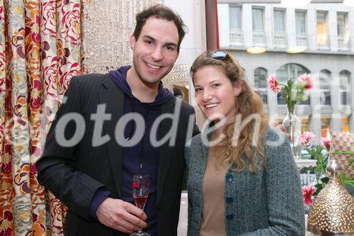 (C) fotodienst/Anna Rauchenberger - Wien, 29.04.2009 -  Eröffnung 'Von St. Barth bis St. Gilgen!' Die Ausstellung von Evamaria Thonet bei Steinwender zeigt neue Stylingkonzepte für Wohlfühloasen im Garten und auf der Terrasse und Accessoires für den sommerlichen Lifestyle.  