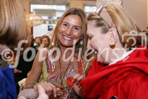 (C) fotodienst/Anna Rauchenberger - Wien, 29.04.2009 -  Eröffnung 'Von St. Barth bis St. Gilgen!' Die Ausstellung von Evamaria Thonet bei Steinwender zeigt neue Stylingkonzepte für Wohlfühloasen im Garten und auf der Terrasse und Accessoires für den sommerlichen Lifestyle.  