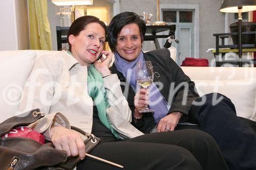 (C) fotodienst/Anna Rauchenberger - Wien, 29.04.2009 -  Eröffnung 'Von St. Barth bis St. Gilgen!' Die Ausstellung von Evamaria Thonet bei Steinwender zeigt neue Stylingkonzepte für Wohlfühloasen im Garten und auf der Terrasse und Accessoires für den sommerlichen Lifestyle.  