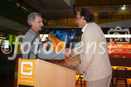 (C)Fotodienst/Christian Rath - Feierliche Eröffnung des CUBE Hotel in Biberwier - Lermoos Foto: (re) Alexander Melchior (Geschäftsführer der Bergbahnen Langes)