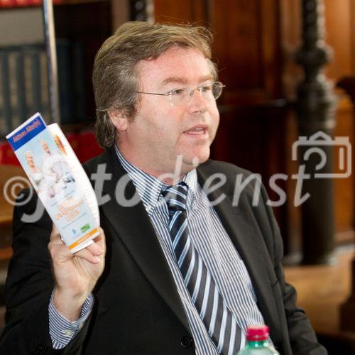  (c) fotodienst/Anna Rauchenberger - Wien, am 24.04.2012 – Unsere Lebenserwartung steigt. Die Europäische Union hat das Jahr 2012 zum „Europäischen Jahr für aktives Altern und Solidarität zwischen den Generationen“ (EJAA) erklärt, um die Gesellschaft für dieses Thema zu sensibilisieren. Die 