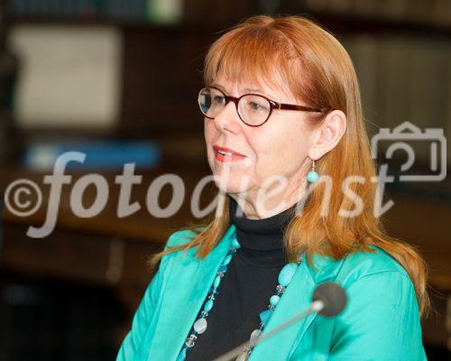 (c) fotodienst/Anna Rauchenberger - Wien, am 24.04.2012 – Unsere Lebenserwartung steigt. Die Europäische Union hat das Jahr 2012 zum „Europäischen Jahr für aktives Altern und Solidarität zwischen den Generationen“ (EJAA) erklärt, um die Gesellschaft für dieses Thema zu sensibilisieren. Die 