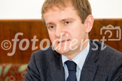  (c) fotodienst/Anna Rauchenberger - Wien, am 29.05.2012 - Anlässlich der Jahrestagung der Österreichischen Kardiologischen Gesellschaft (ÖKG) fand heute im Café Landtmann ein Pressegespräch zu den Highlights der österreichischen Herzmedizin statt. FOTO Univ. Doz. Dr. Christoph Säly, Facharzt an der Abteilung für Innere Medizin und Kardiologie am Akademischen Lehrkrankenhaus Feldkirch: