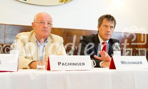  (c) fotodienst/Anna Rauchenberger - Wien, am 29.05.2012 - Anlässlich der Jahrestagung der Österreichischen Kardiologischen Gesellschaft (ÖKG) fand heute im Café Landtmann ein Pressegespräch zu den Highlights der österreichischen Herzmedizin statt. FOTO v.l. Univ. Doz. Dr. Christoph Säly, Facharzt an der Abteilung für Innere Medizin und Kardiologie am Akademischen Lehrkrankenhaus Feldkirch, Univ. Prof. Dr. Burkert Pieske, Leiter der Klinischen Abteilung für Kardiologie, MedUni Graz, Präsident der ÖKG, Univ. Prof. Dr. Otmar Pachinger, Direktor der Universitätsklinik für Kardiollogie, MedUni Innsbruck, Vorstandsmitglied der ÖKG, Prim. Univ. Prof. Dr. Franz Weidinger, 2. Medizinische Abteilung mit allgemeiner und internistischer Intensivmedizin der Krankenanstalt Rudolfstiftung Wien, Sekretär und Präsident Elect der ÖKG: