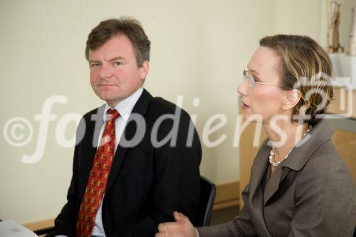 (c) Fotodienst / Christopher Ohmeyer | Die Augen in Alter und Diabetes: Aktuelle Forschung bei den wichtigsten 'Gesellschaftskrankheiten' und die Rolle von Biologika 
Foto: Univ.-Prof. Dr. Bernhard Ludvik
Univ.-Prof. Dr. Ursula Schmidt-Erfurth
