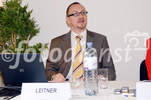 (c) fotodienst/Dan Carabas - Wien 29.04.08 - Pressekonferenz Initiative Sicher ist Sicher: Frisch Dich Auf! - Voller Impfschutz für junge Erwachsene