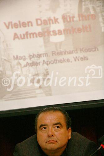 'Feuer bis zum Hals: Wenn Sodbrennen zur Qual wird'
(C) fotodienst; Martina Draper
Foto: Prim. Univ.-Doz. Dr. Rainer Schöfl, Leiter d. Abt. Innere Medizin, Krankenhaus der Elisabethinen, Linz