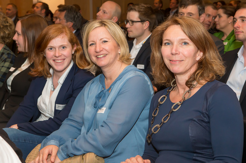 Bei einem stark besetzten Networking-Abend des Travel Industry Club Austria (TIC-A) im Wiener Hotel Le Méridien diskutierten Experten über den Kampf der Reiseveranstalter, Buchungsplattformen und Hotels um den Kunden. Die Zukunft liegt in ausgefeilten Online-Tools und Beratung mit Mehrwert, so das Fazit. 