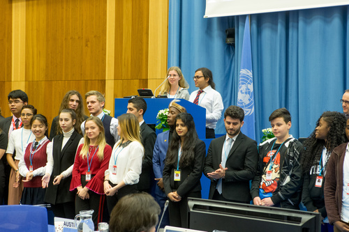 Jugend-Vertreter/innen aus über 26 Ländern in fünf Kontinenten haben im auf der UN-Drogenkonferenz an die Entscheidungsträger in Politik und Diplomatie appelliert, den Empfehlungen der UNODC Youth Initiative für eine nachhaltige Drogenprävention zu folgen.