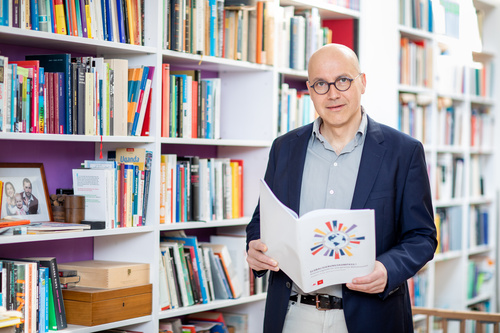 (c) www.fotodienst.at / Anna Rauchenberger – Wien, 21.04.2021 - EU-Experte Valentin WEDL vertritt die Interessen der von Corona benachteiligten Berufsgruppen. Er fordert v.a. mehr Fairness bei der Ressourcenverteilung. 