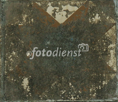 Innovative Fliesen-, Stein- und Laminatböden präsentiert QUESTER,  österreichischer Marktführer im Baustoffhandel, auf der Wohnen & Interieur 2010. Zur vielfältigen Produktpalette tragen die QUESTER-Partnerunternehmen bei. Im Bild: Finalit; Mosaik unbehandelt