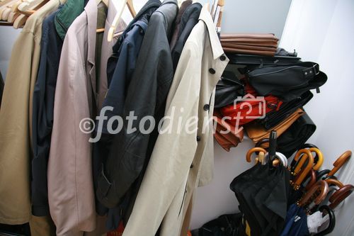 Die auf Anlegerschutz, Kapitalmarktrecht und Unternehmenstransaktionen spezialisierte Rechtsanwaltskanzlei HLMK (Gerhard Hochedlinger, Wolfgang Luschin, Johannes Marenzi, Ingo Kapsch und Wolfgang Fian) eröffnet heute ihr neues Büro in Wien, Gonzagagasse 19,  (C) fotodienst, Martina Draper 