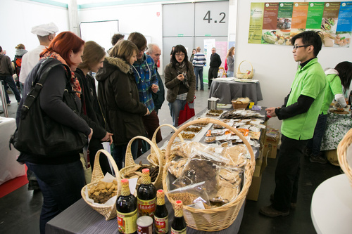 Veggie Planet Messe Salzburg, 2013-03-16; Foto vegan.at/Chris Hofer; Bild zeigt: Stephan Görgl, Heather Mills, Christian Mayer