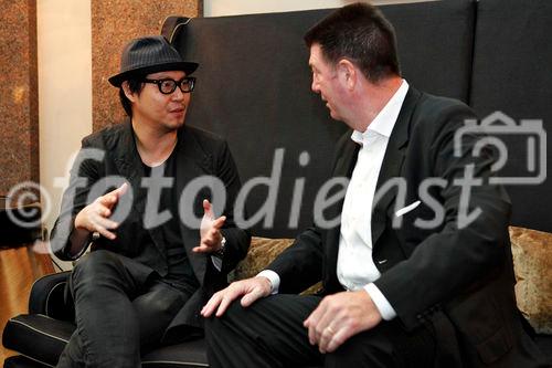 (C) fotodienst / Kathrin Heller 15.07.2011 
Pressekonferenz im Hotel de Rome, Berlin
Prof. Peter Zec & Jurymitglied Chris Lee