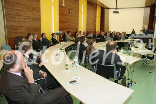 (C) Anna Rauchenberger - Wien 29.05.2007 - AT Kearney in Kooperation mit der Industriellen Vereinigung veranstaltete heute im Haus der Industrie einen Business-Lunch zum Thema 'Wachsen in Nischen'. FOTO: Fritz Kröger (Vice President, A.T. Kearney Ges.m.b.H.).