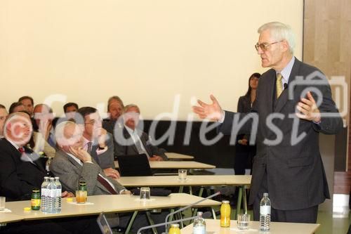 (C) Anna Rauchenberger - Wien 29.05.2007 - AT Kearney in Kooperation mit der Industriellen Vereinigung veranstaltete heute im Haus der Industrie einen Business-Lunch zum Thema 'Wachsen in Nischen'. FOTO: Fritz Kröger (Vice President, A.T. Kearney Ges.m.b.H.).