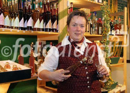 (C) fotodienst/Anna Rauchenberger - Wien 11.01.2007  - Verleihung des Umweltzeichens auf der Ferienmesse. FOTO: Stand: Ilztaler Hofladen der Familie Ertl aus Prebensdorf in der Steiermark.