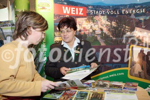 (C) fotodienst/Anna Rauchenberger - Wien 11.01.2007  - Verleihung des Umweltzeichens auf der Ferienmesse. FOTO: Ferienmesse-Stand: Weiz - die Stadt voll Energie.